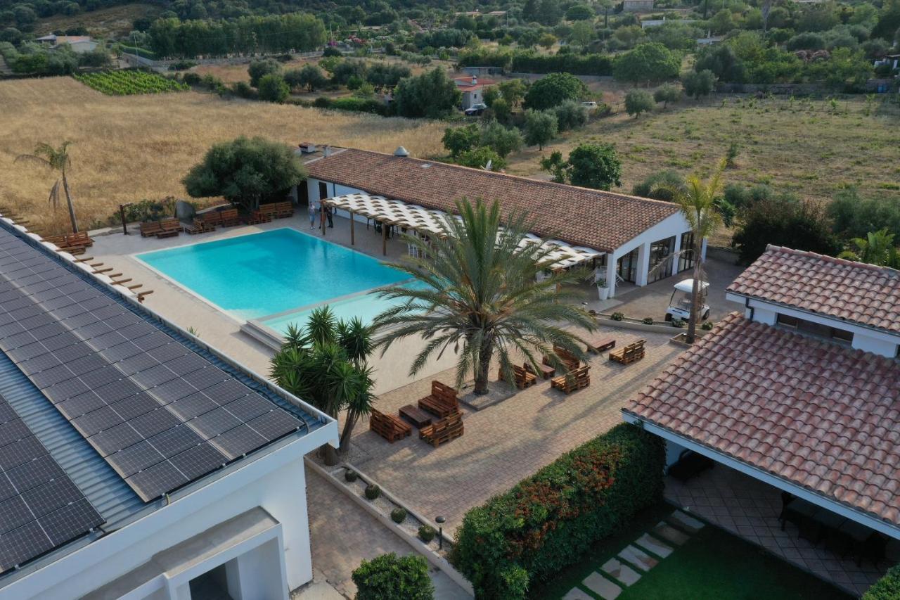 Sa Iba Resort Tertenìa Kültér fotó
