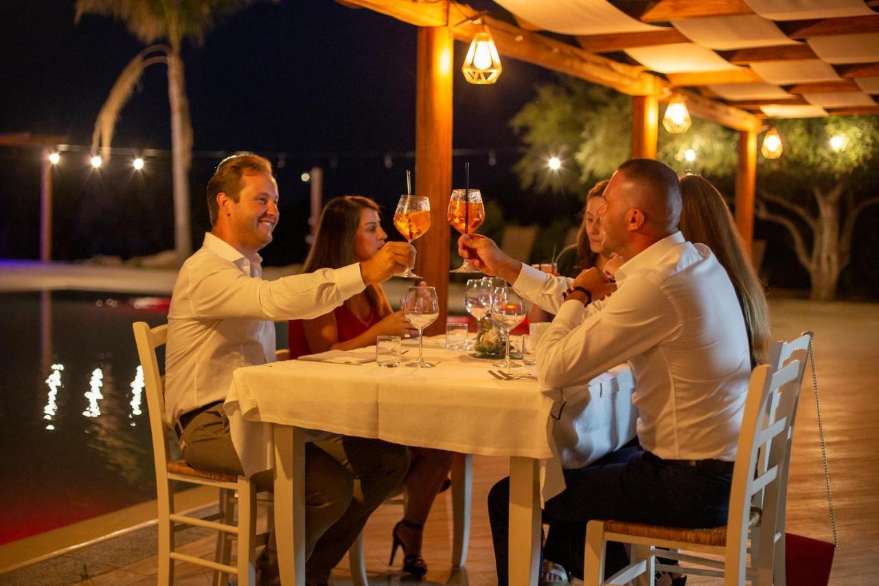 Sa Iba Resort Tertenìa Kültér fotó