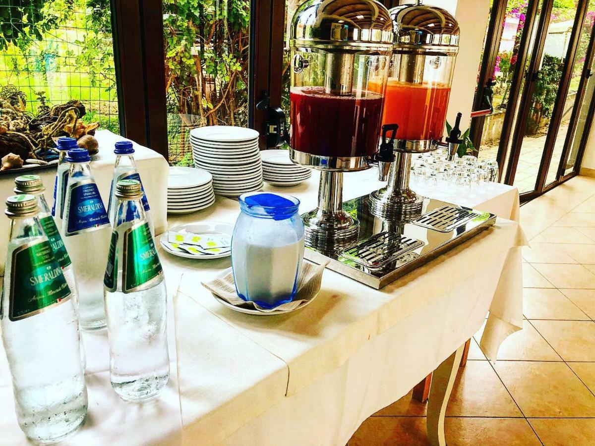Sa Iba Resort Tertenìa Kültér fotó